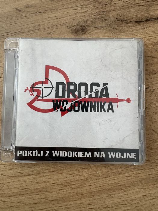 Dj 600v + Pokój Z Widokiem Na Wojne