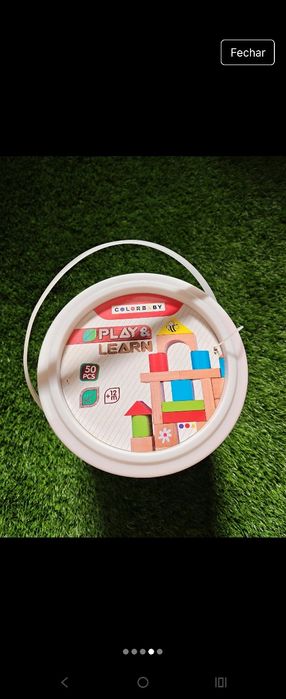 Brinquedo em  madeira