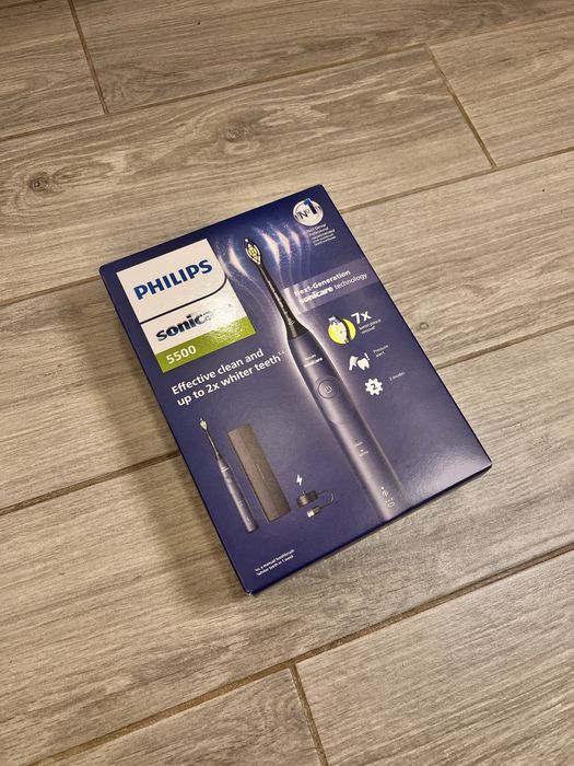 Зубна щітка електрична Philips Sonicare HX7113/01 серії 5500