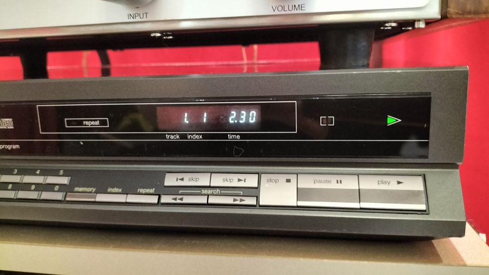 Odtwarza CD Technics SL-P1