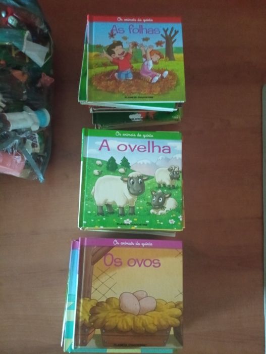 Animais da Quinta coleção Livros e Bonecos