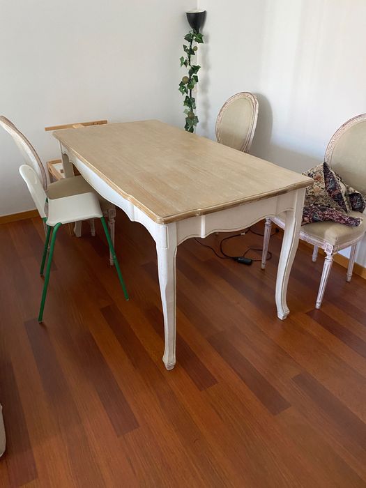 Mesa Viena Vintage Gato Preto - 75x31x162