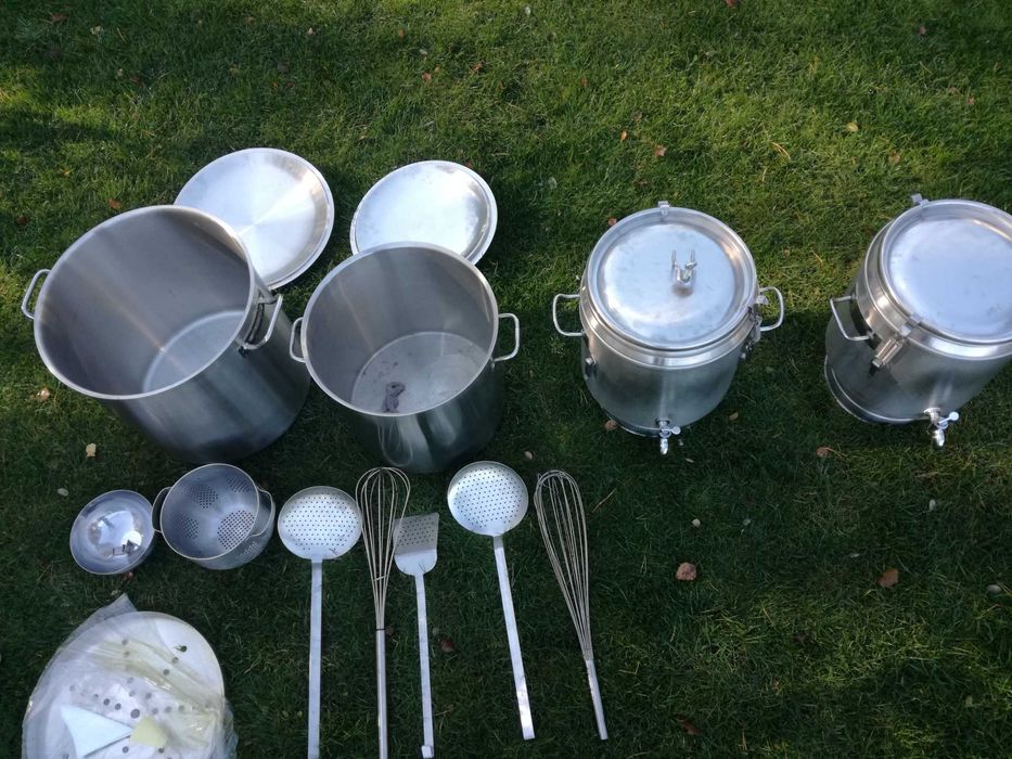 Zestaw  Garnków kuchennych + 2 bemary