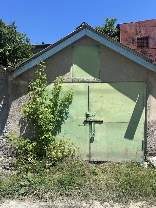 Продам гараж капітальний