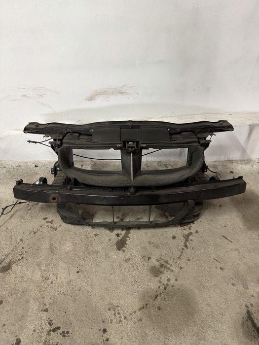 Frente fibra / chapa BMW E90 E91 E92 E93