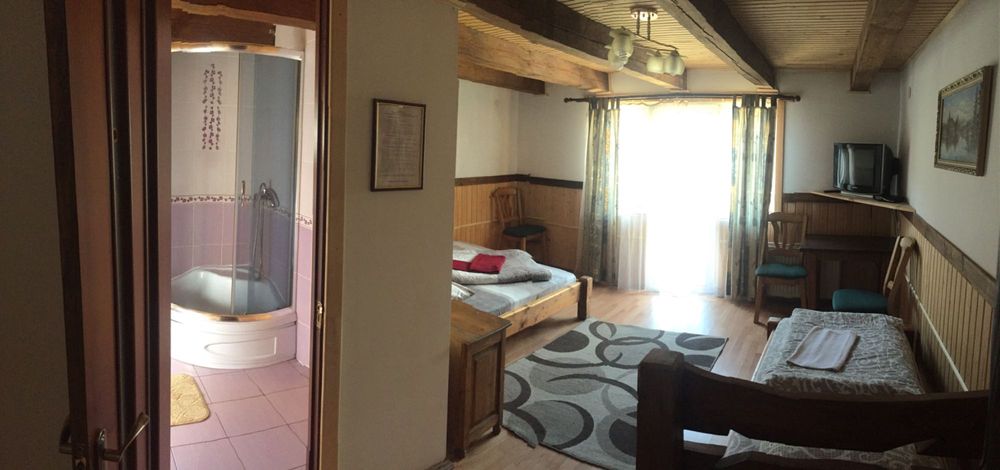 Відпочинок Табори Туристичні групи Котедж Кімнати Поляниця(Буковель)