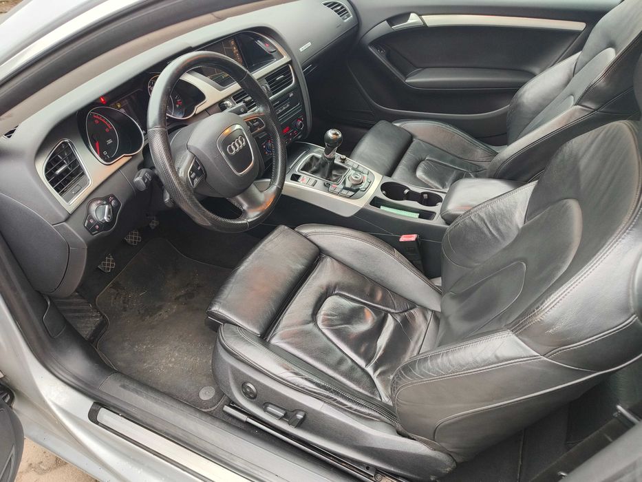 Audi a5 3.0 tdi quattro manual 195 tyś km przebiegu super stan