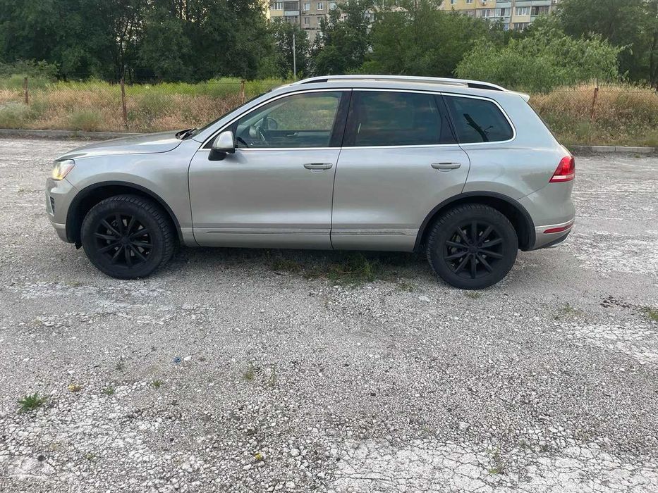 Volkswagen Touareg 2015 дизель 3.0  в рассрочку
