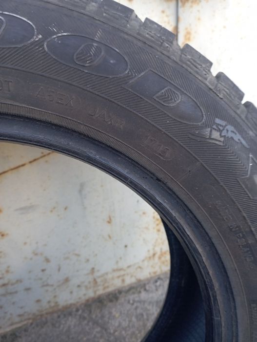 Зимова гума 175/65r14