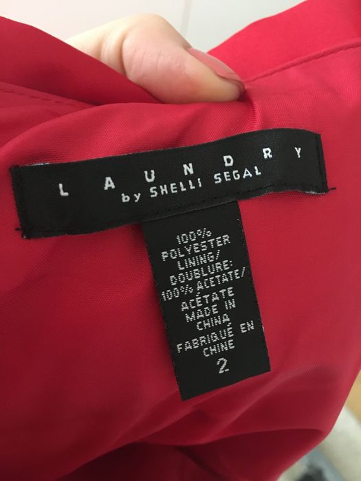 Vestido de cerimónia da marca Laundry