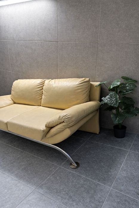 Sofá e Poltrona de pele italiano Santi D’Italia – design moderno