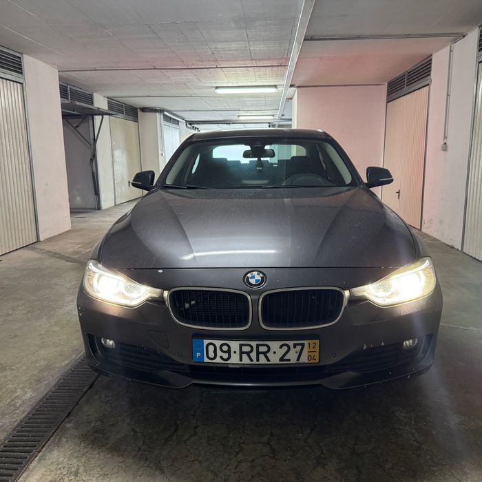 BMW 318D 2012 excelente carro