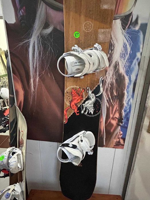 Deska snowboard Salomon z wiązaniami