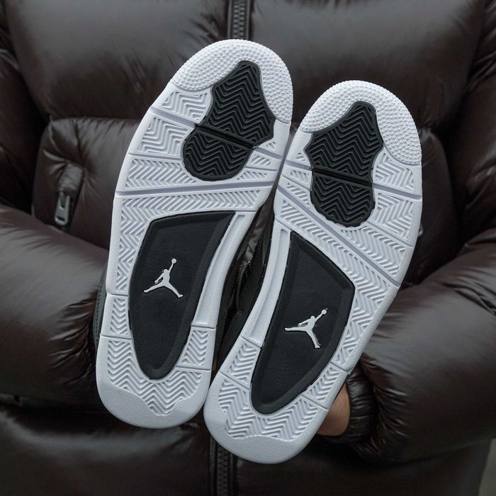 Кросівки Nike Air Jordan 4 Retro SE Fear premium