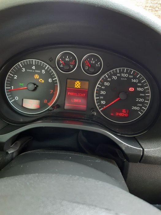 Audi a3 8p 2004 1.6 cena na dziś 2300 i zabierać