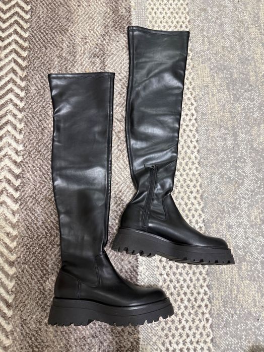 Ботфорди  Stradivarius 38 р. 24.5 см