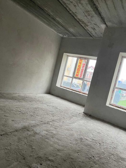 Продаж комерційного приміщення 89,8 м² | 2 окремі входи | ВІД ВЛАСНИКА