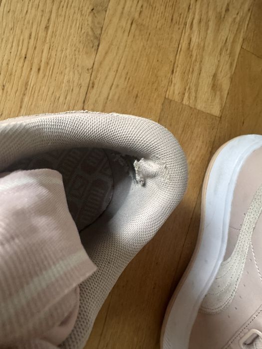 Кросівки Puma, 41 р. Шкіра.Ззовні стан ідеальний, всередині на пятці є дефект.