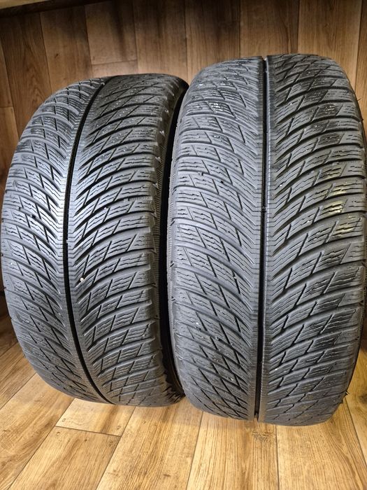 235/45/18 Michelin Para zima 6,5mm 23r