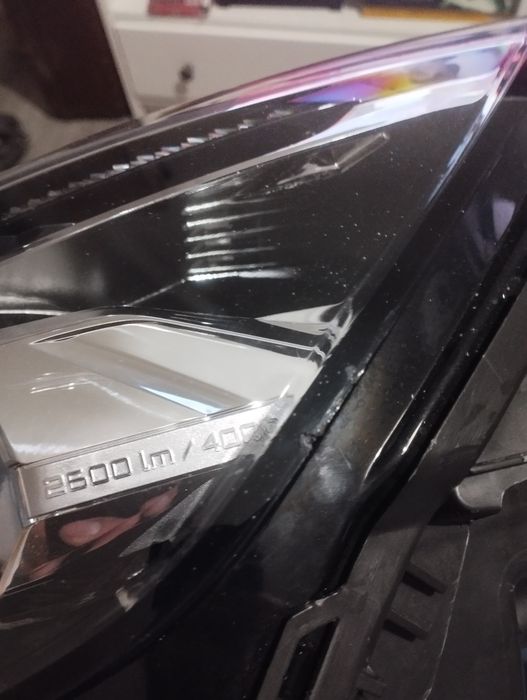 Óticas dianteiras Originais Peugeot 3008 II e 5008 (Esquerda / Direita
