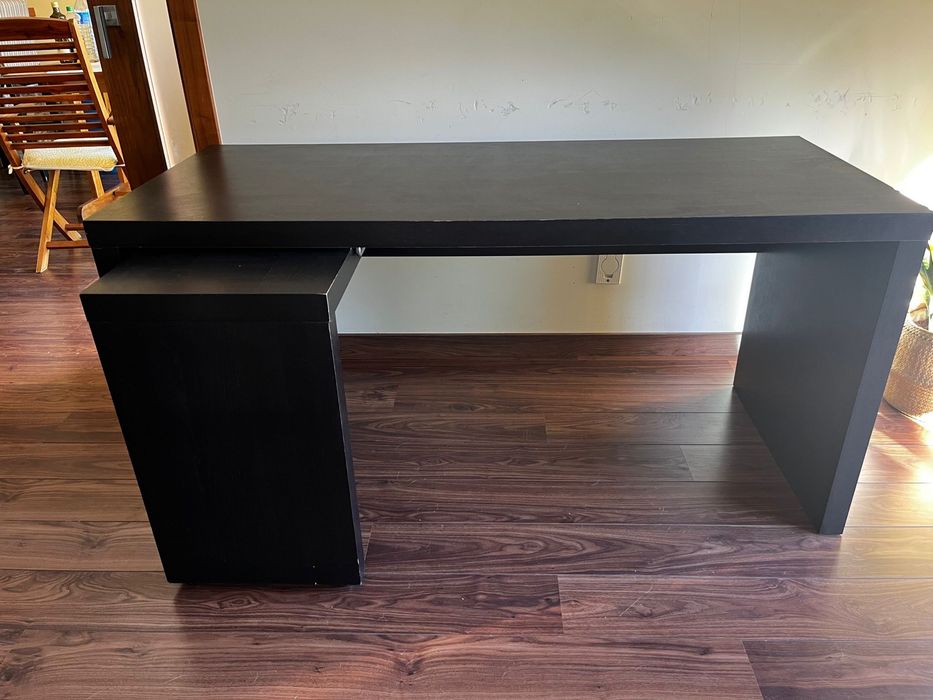 Secretária 151x65 Malm