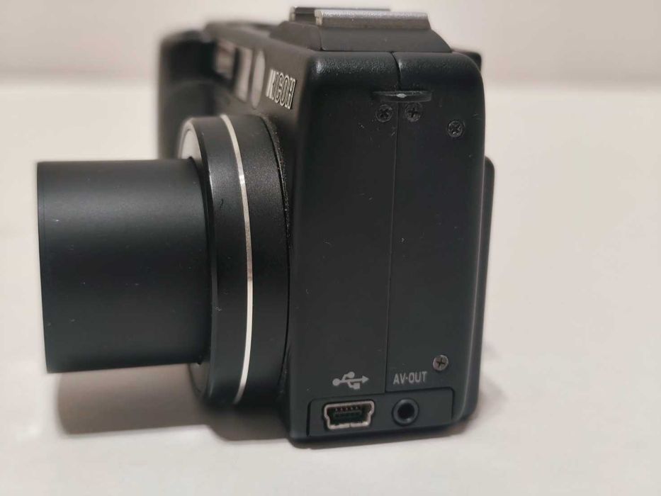 Retro aparat cyfrowy Ricoh Caplio GX  TIFF