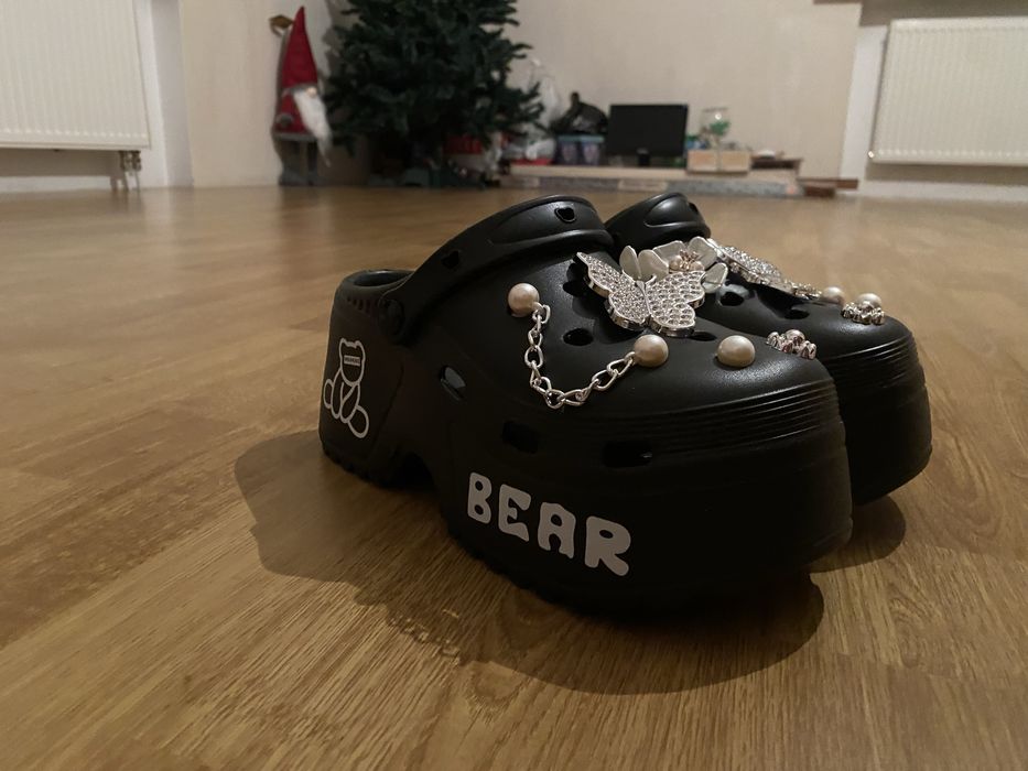 Продам взуття  чорне