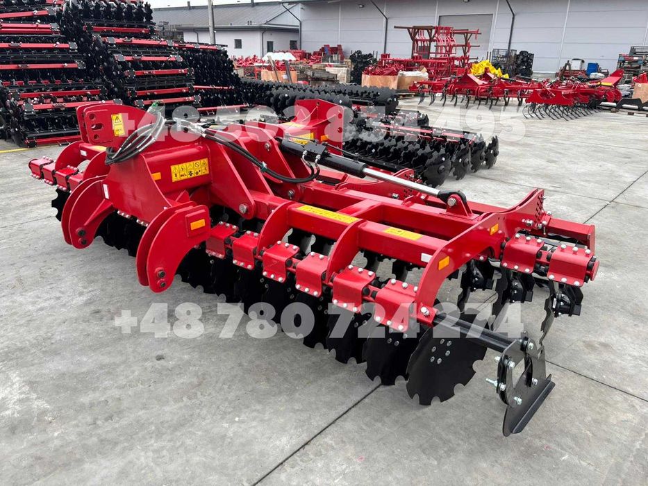 Brona Talerzowa Składana Hydraulicznie Agregat STRUMYK