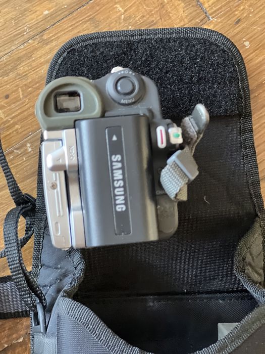 Відеокамера SAMSUNG VP-D455