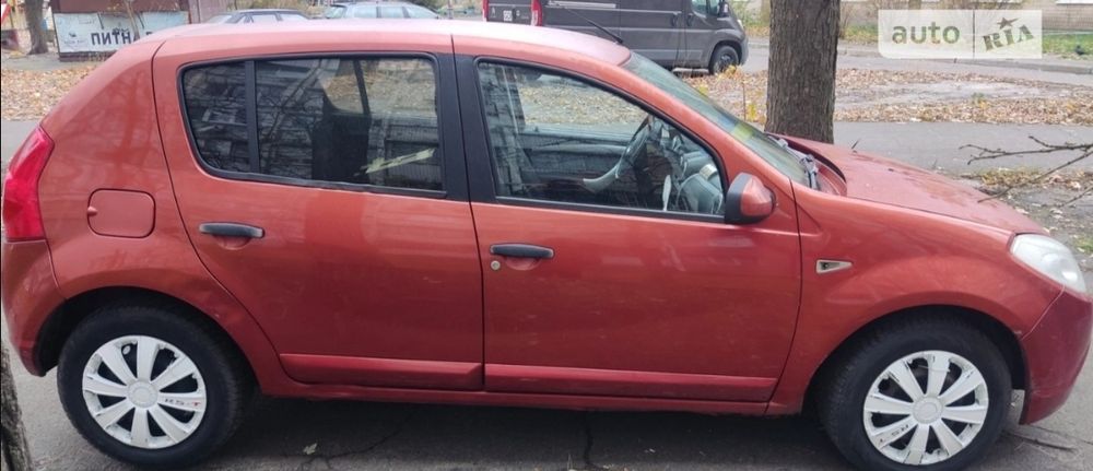 Дачія сандеро 1,4