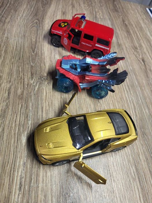Маленькі машинки, машинки хот вілс   Hot Wheels