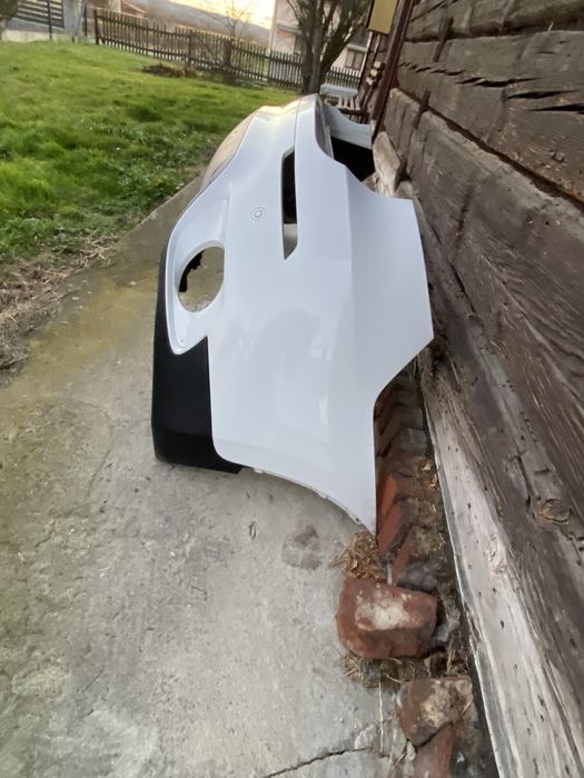 Zderzak bmw x6 e71  Alpinweiss a300