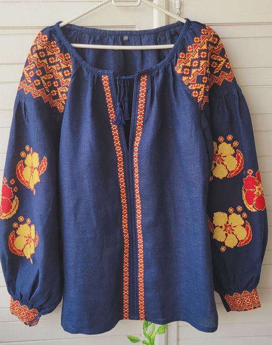 Вишиванка жіноча