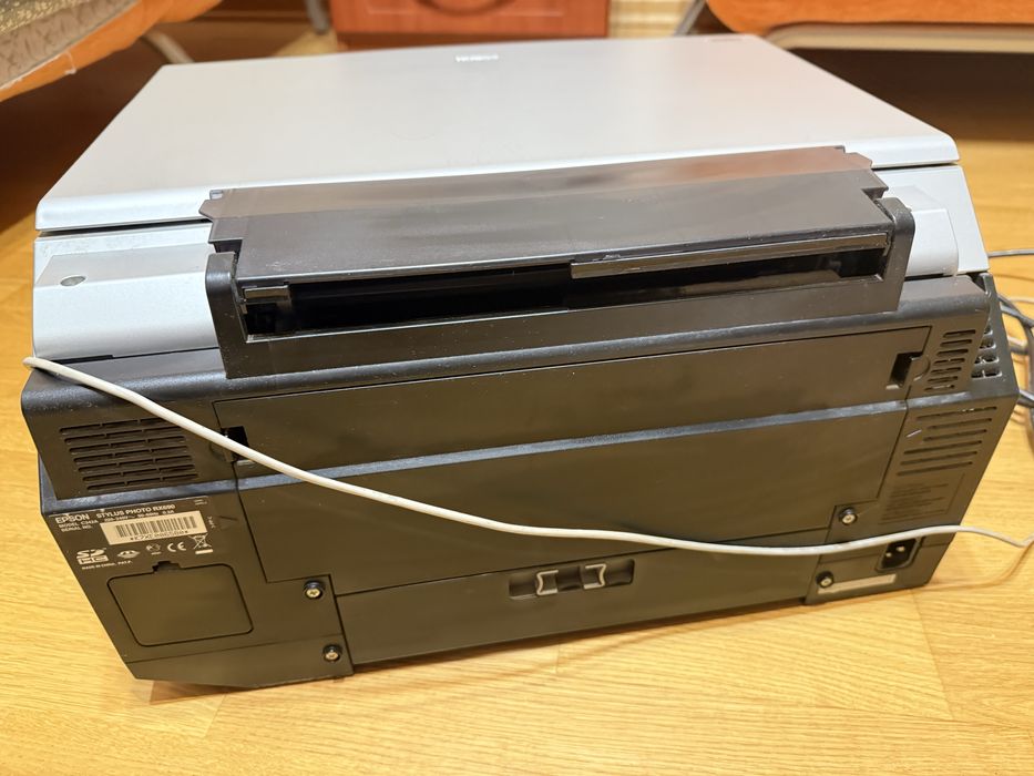 EPSON Stylus Photo RX690 принтер б/у