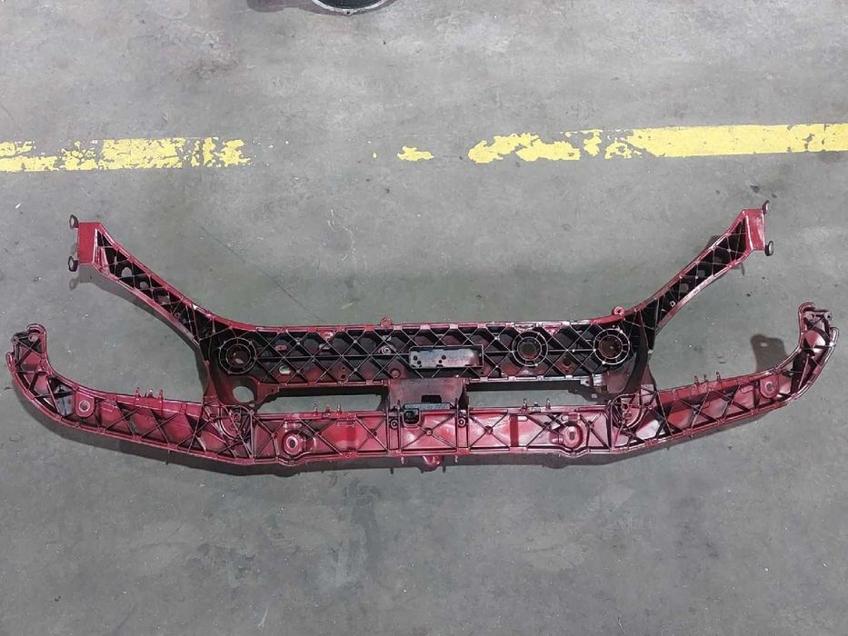 Frente de Fibra Ford Focus MK1 2002