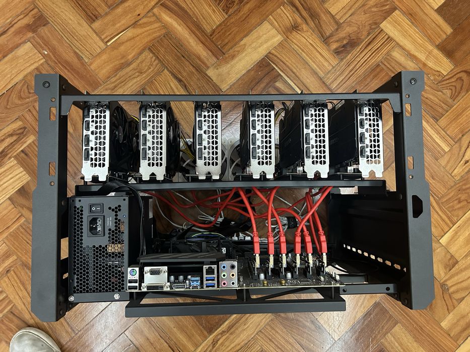 Mining Rig com 6 GPUs Gigabyte