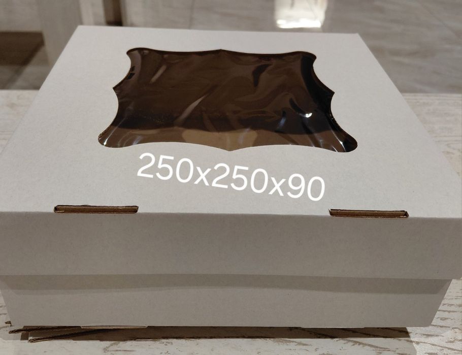 Коробки для тортів