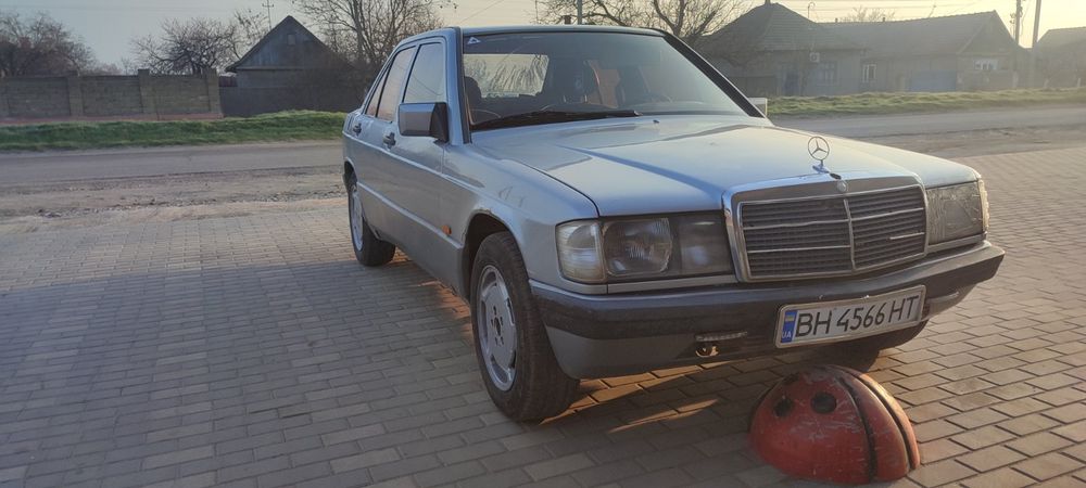 Продам Мерседес. Е190
