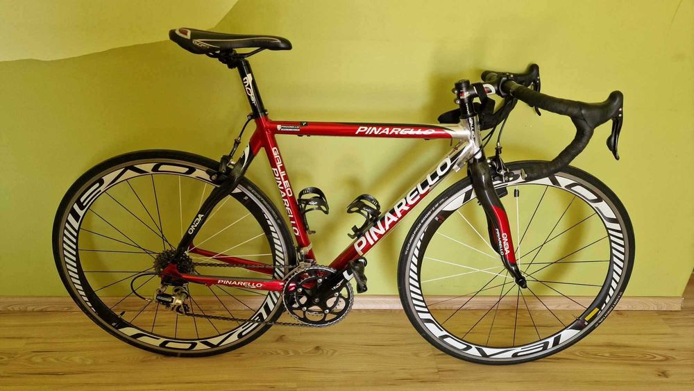 Rower szosowy premium–Pinarello AluCarbon, Campagnolo, Roval – okazja!