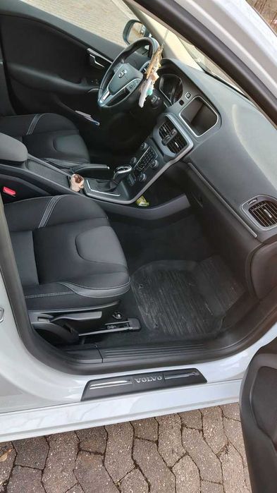 Volvo V40 Para Peças - Há Peças