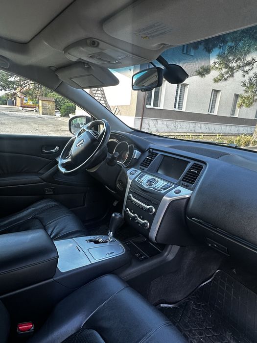 Автомобіль Nissan Murano