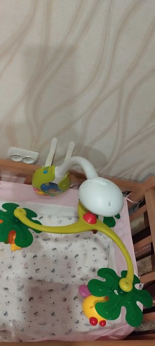 Мобіль, мобиль,подвесная музыкальная игрушка,ходунки Chicco в подарок