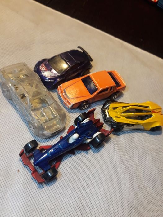 Zestaw Hot Wheels 5szt