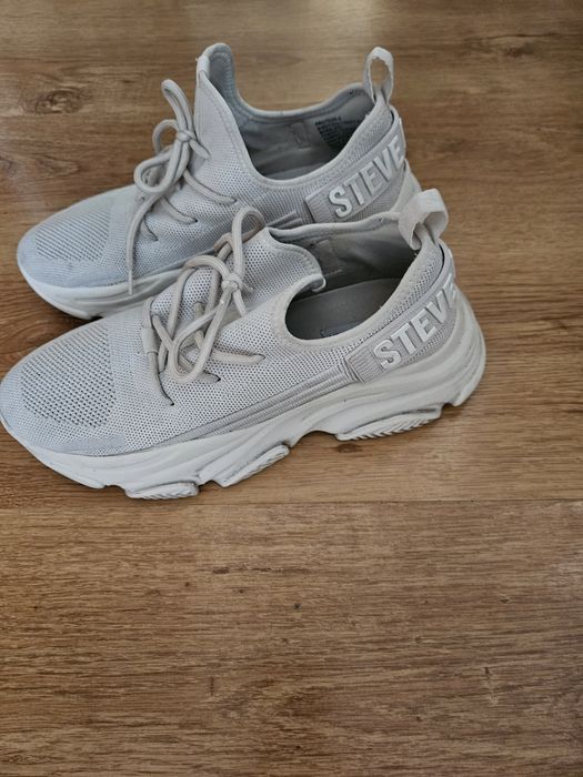 Sprzedam buty Steve Madden