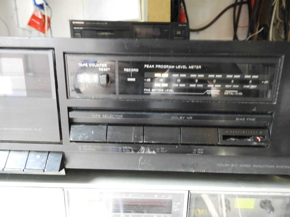 Magnetofon Soundwave D - 700  do naprawy lub na części