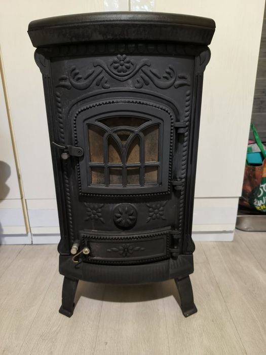 Piec kominek żeliwny