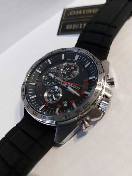 годинник Seiko Хронограф Quartz Black Dial