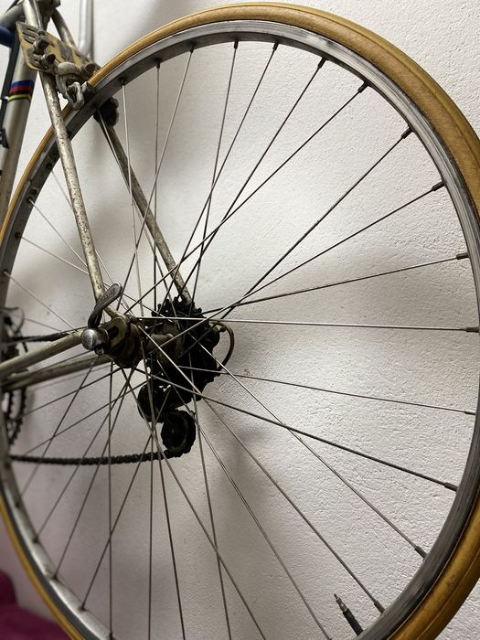 Bicicleta Altis para restauro