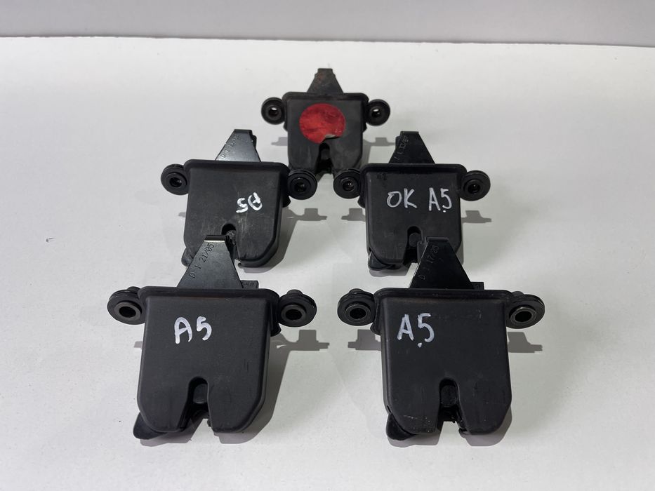 Замок на ляду Шкода А5 замок на кришку багажника Skoda A5