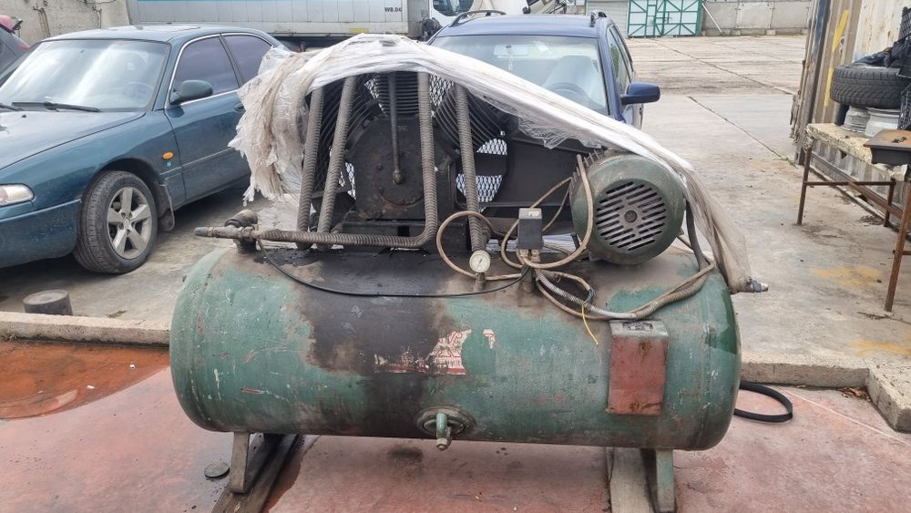 Продам компрессор